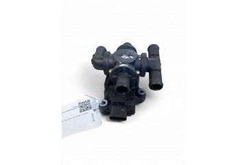 Audi Q8 e tron Circulation pump Webasto 4KE963375R Catalog number of the original 4KE963375