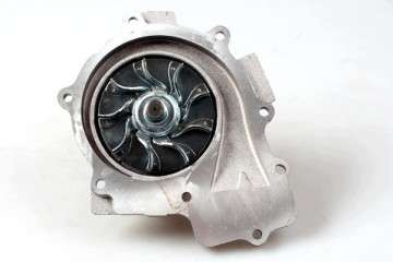 Coolant pump for MERCEDES C W204 SPRINTER 3 5 T B906 Catalog number of the original 651 200 21 01 A651 200 21 01 PA10330