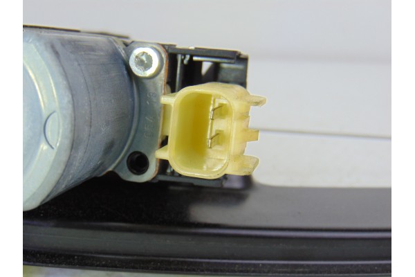GN15-A23200-FB ELEVALUNAS DELANTERO DERECHO FORD ECOSPORT (CR6)