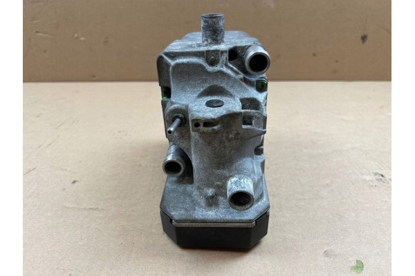 Calefactor Webasto Thermo Top C para VW T5 7E0819008F 9025426A usado 5