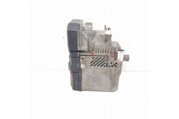 Calefactor estacionario Webasto 66887H para Nissan Navara D40 2008 usado 2