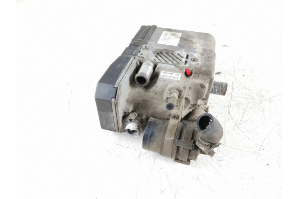 Calefactor auxiliar Nissan NV400 2014 (Webasto) 11421441423 usado 5