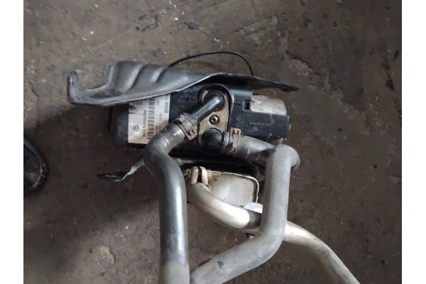 Calefactor estacionario Webasto VW Passat 3C0815005Ab usado 4