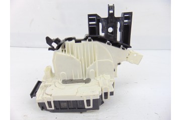 A2047302835 CERRADURA PUERTA TRASERA DERECHA MERCEDES-BENZ CLASE A (BM 176)