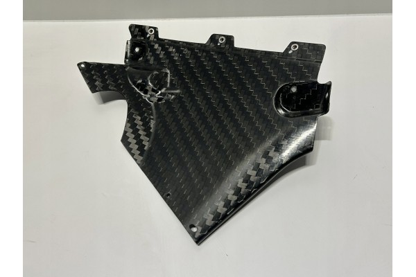 MCLAREN SLEEPY HOUSING CARBON COVER 15AC971CP Catalog number of the part MOCOWANIE BLACHA OSLONA