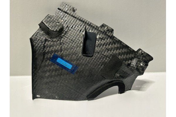 MCLAREN SLEEPY HOUSING CARBON COVER 15AC971CP Part manufacturer McLaren