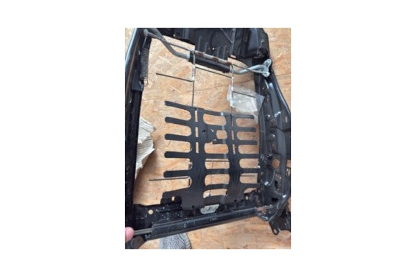 Backrest frame with safety support system 1K4882045FP Catalog number of the part 1K4882045FP