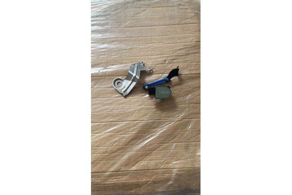 ADJUSTMENT OF AUDI A4 01 08 LAMPS Catalog number of the part 8E0616571H