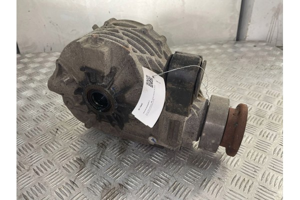 Rear differential Maserati Quattroporte 670030134 Catalog number of the part 670030134