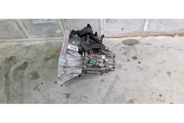 Nissan qashqai J11 1 6 DIG T manual transmission CHEAP