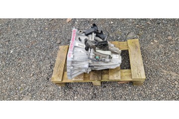 Nissan qashqai J11 1 6 DIG T manual transmission CHEAP Engine type gasoline