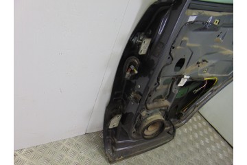 NEGRA PUERTA TRASERA DERECHA MERCEDES-BENZ CLASE A (BM 168)