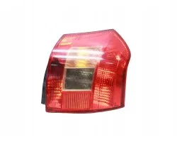TOYOTA Corolla Lamp right rear 81551 02150 OE