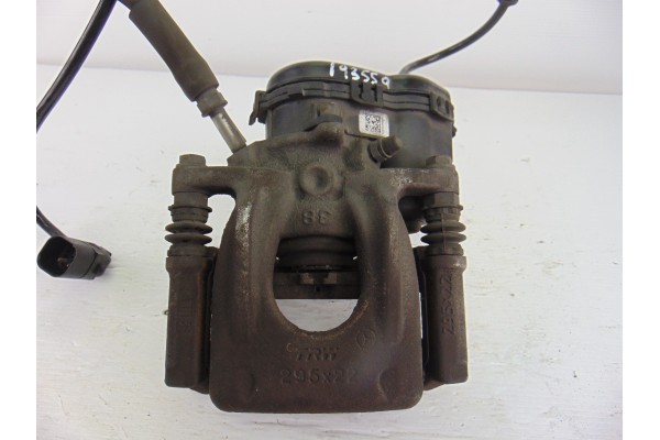 A2464232898 PINZA DE FRENO TRASERA DERECHA MERCEDES-BENZ CLASE CLA (BM 117) CLA 220 CDI 4Matic (117.305) 2015 A2464232898 193559