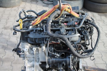 ENGINE AUDI Q3 2 0 TFSI CUL 60TYS KM Engine type petrol