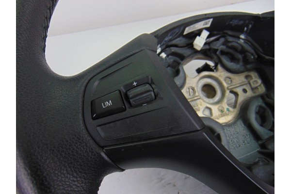 62558180E  VOLANTE BMW SERIE 3 TOURING (F31) 318d 62558180E 193762 BMW - 3