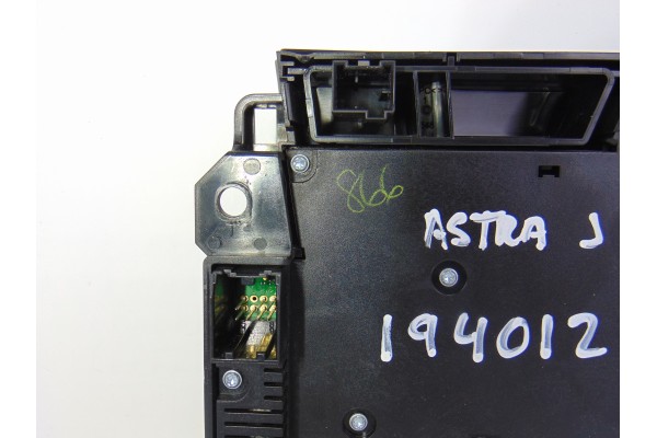 13406671 SISTEMA NAVEGACION GPS OPEL ASTRA J SPORTS TOURER Excellence 2015 13406671 194012 OPEL - 2