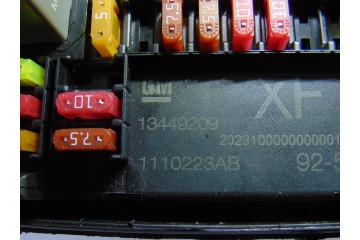 13449209  CAJA RELES / FUSIBLES OPEL ASTRA J SPORTS TOURER Excellence 2015 13449209 194031 OPEL - 1