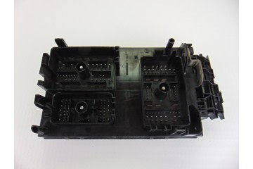 13449209  CAJA RELES / FUSIBLES OPEL ASTRA J SPORTS TOURER Excellence 2015 13449209 194031 OPEL - 2