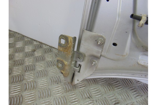 PLATA CAPO NISSAN ALMERA TINO (V10M) Acenta 2004 PLATA 194126 NISSAN - 6