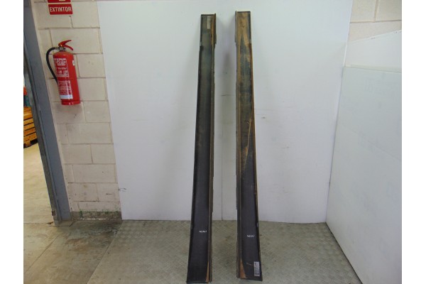 AZUL  ESTRIBOS LATERALES BMW SERIE 3 FAMILIAR (F31) 320d Efficient Dynamics AZUL 195591 BMW - 3