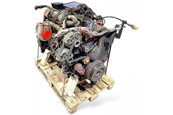 Motor ISLG320 Solaris usado 8