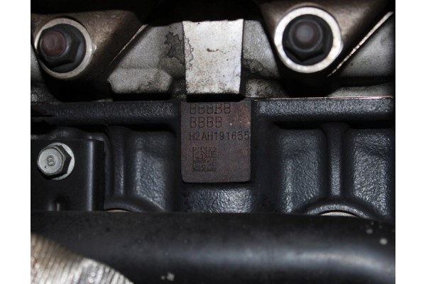 Motor diésel Hyundai Santa Fe II 2.2 CRDI D4HB usado 8