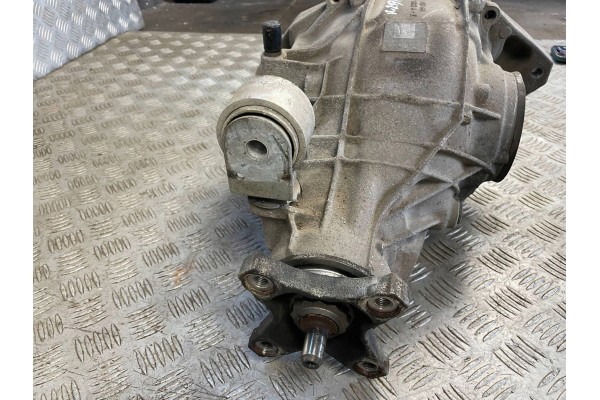 Diferencial trasero Mercedes-Benz E W213 2021 A2133501415 usado 4