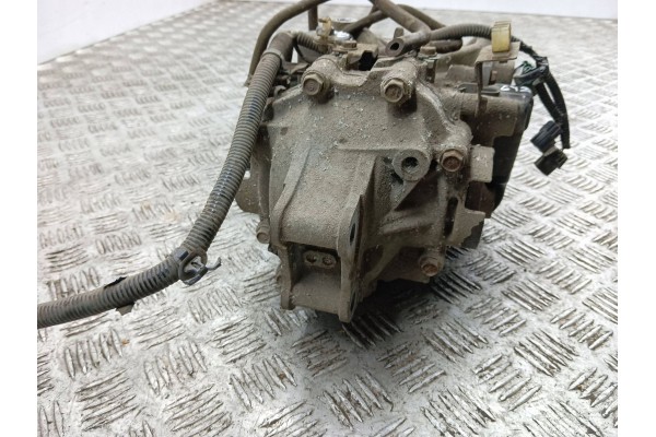 Diferencial trasero Honda Cr-V GR7W4100143 usado 4