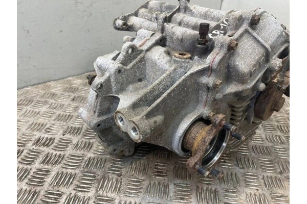Reductor trasero Lexus RX (L 8209048010 3.5L híbrido 220kW 2014) usado 2