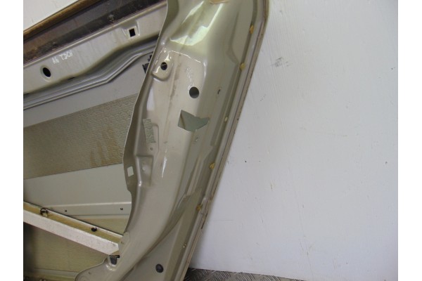 GRIS ORO PUERTA TRASERA DERECHA AUDI A6 AVANT (4B5) 3.0 2002 GRIS ORO 197786 AUDI - 3