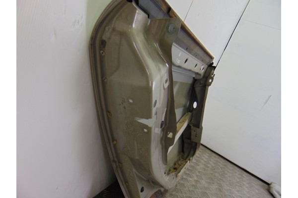 GRIS ORO PUERTA TRASERA IZQUIERDA AUDI A6 AVANT (4B5) 3.0 2002 GRIS ORO 197787 AUDI - 3