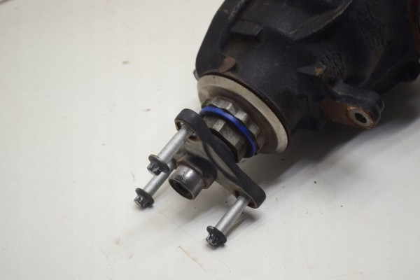 Diferencial trasero BMW X3 G01 8655048 usado 3