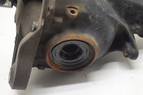 Diferencial trasero BMW X3 G01 8655048 usado 8
