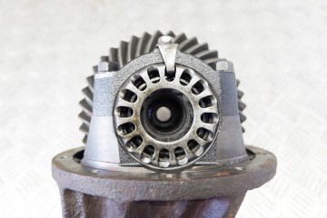 Reductor trasero TOYOTA LAND CRUISER 120 (J12) 411103D570 3.0L diésel