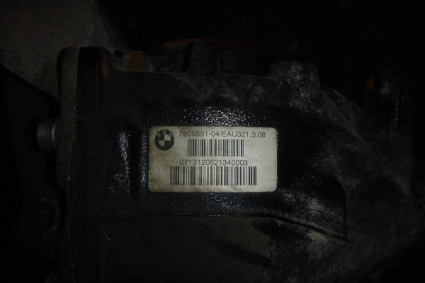 Diferencial trasero BMW Serie 2 F22 F23 7605591 3,08 usado 4