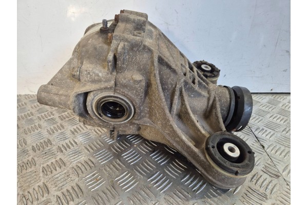 Diferencial trasero 2.0i 3.73 Jaguar F-Pace X761 HK83-4A213-CD usado 2