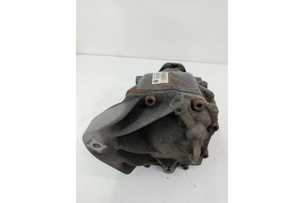 Puente trasero diferencial BMW 3 F30 F31 318D N47 7599475 3.23 usado 5