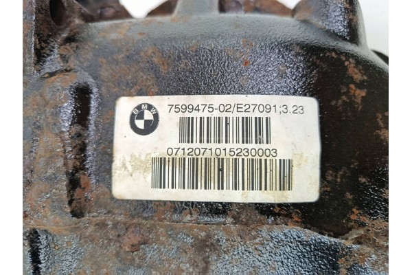 Puente trasero diferencial BMW 3 F30 F31 318D N47 7599475 3.23 usado 11