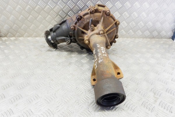 Reductor delantero Toyota Land Cruiser 120 (J12) 411103D430 3.0L diésel usado 5