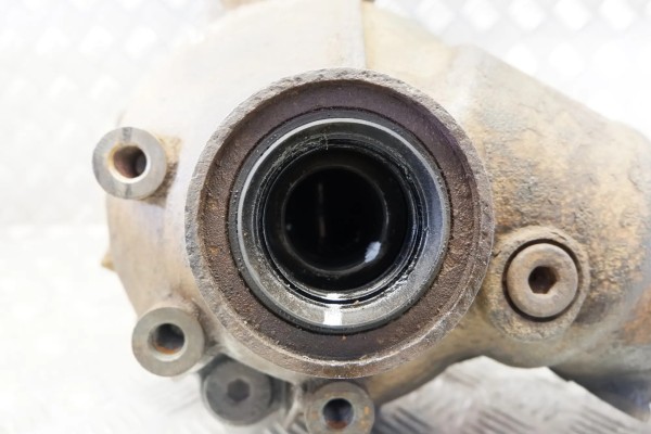 Reductor delantero Toyota Land Cruiser 120 (J12) 411103D430 3.0L diésel usado 10