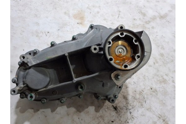 Reductor delantero Mercedes-Benz A2512804400 2.1L híbrido 2019 usado 3