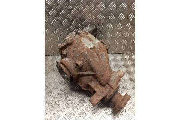 Diferencial trasero BMW Serie 5 E60 E61 2004 7526931 usado 2