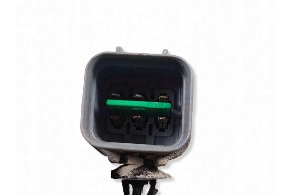 Reductor trasero Kia 8529029 3.8L gasolina 217kW 2020 usado 6
