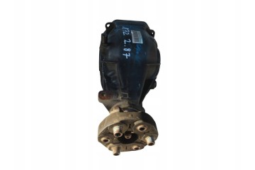 Mercedes Benz SLK R172 DIFFERENTIAL DIFFUSER BRIDGE REAR
