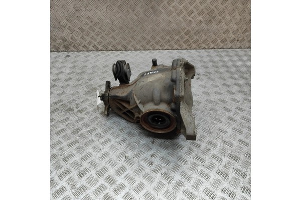 Reductor Trasero Mercedes-Benz C (W205) A2053503703 2.0L 205kW 2017 usado 3