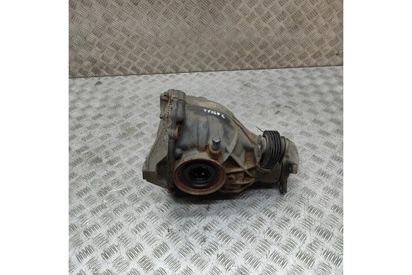 Reductor Trasero Mercedes-Benz C (W205) A2053503703 2.0L 205kW 2017 usado 5