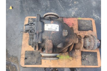 Differential bridge rear BMW X3 E83 3 0D automatic 3 38 Catalog number of the part 7536572 01