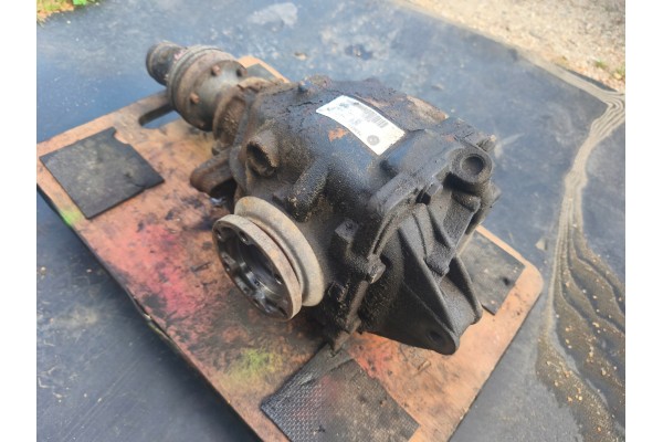 Puente diferencial trasero BMW X3 E83 3.0D automático 3.38 usado 5