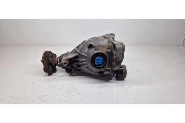 Diferencial trasero BMW Serie 5 F10 F11 7584450 usado 2